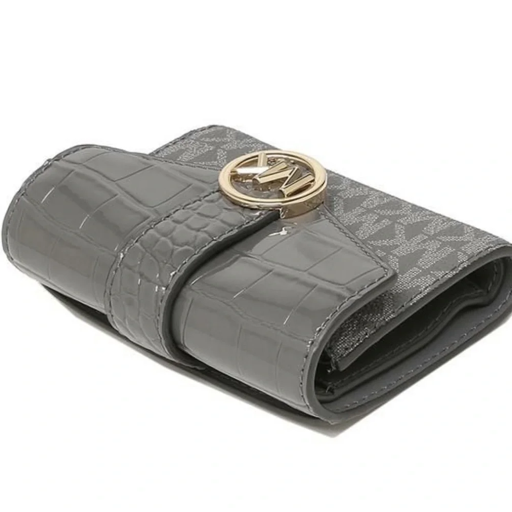 MICHAEL KORS CARMEN MEDIUM FLAP LOGO AND FAUX LEATHER WALLET HEATHER GREY MULTI